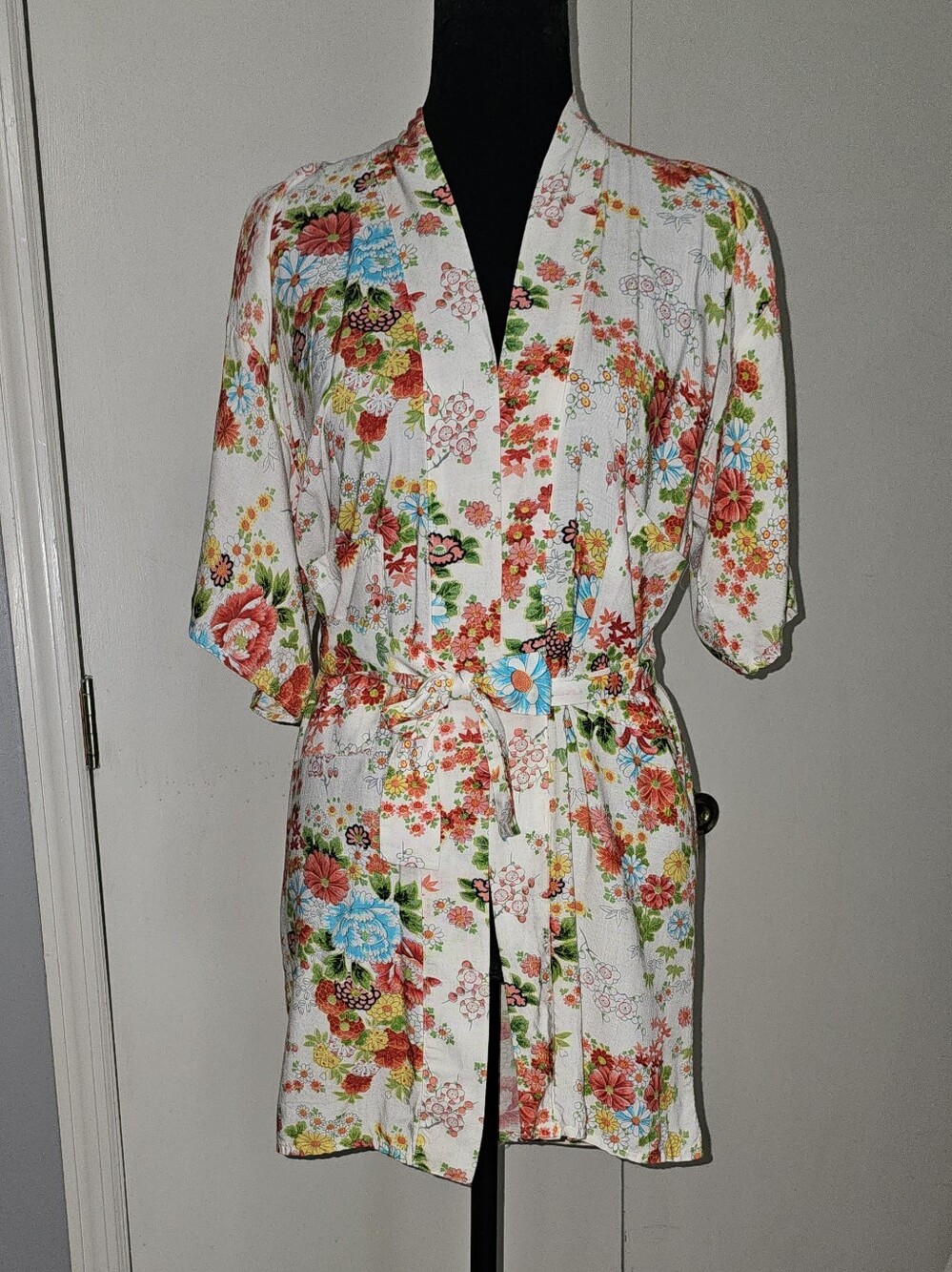 Vintage 1970s Floral Print Robe With Matching Belt Sz 6 Small